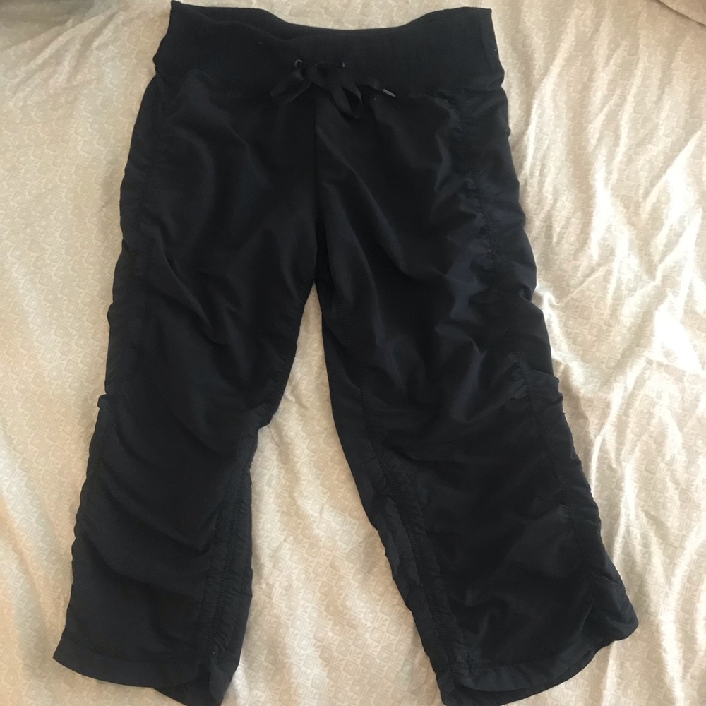 Zella Capri work out pants